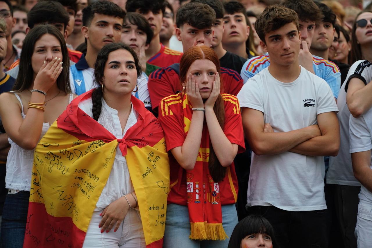 Las imágenes del ambiente para ver la final de la Eurocopa en Anoeta