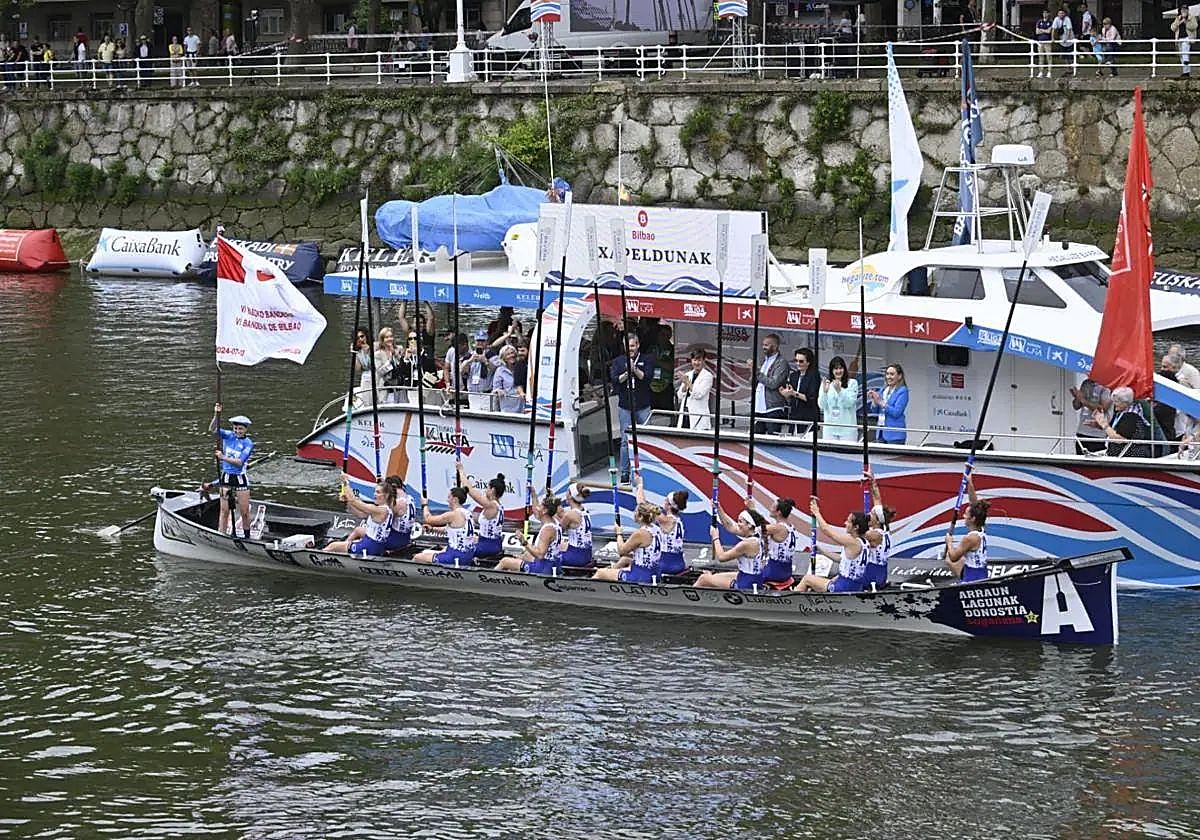 Arraun Lagunak también se hizo con la bandera el sábado.