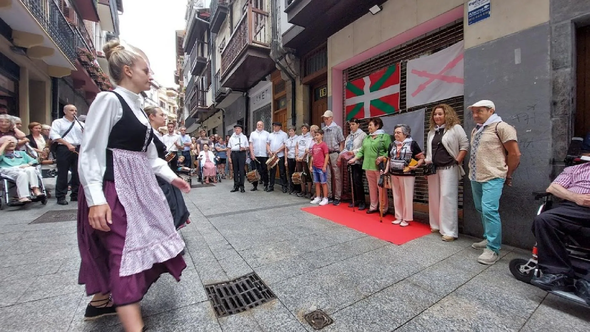 Hernani: Fiesta del Carmen en el Casco con homenaje a Nekane Azkue Orayen |  El Diario Vasco