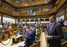 Imanol Pradales, el pasado 20 de junio,en el pleno en el que fue elegido lehendakari.