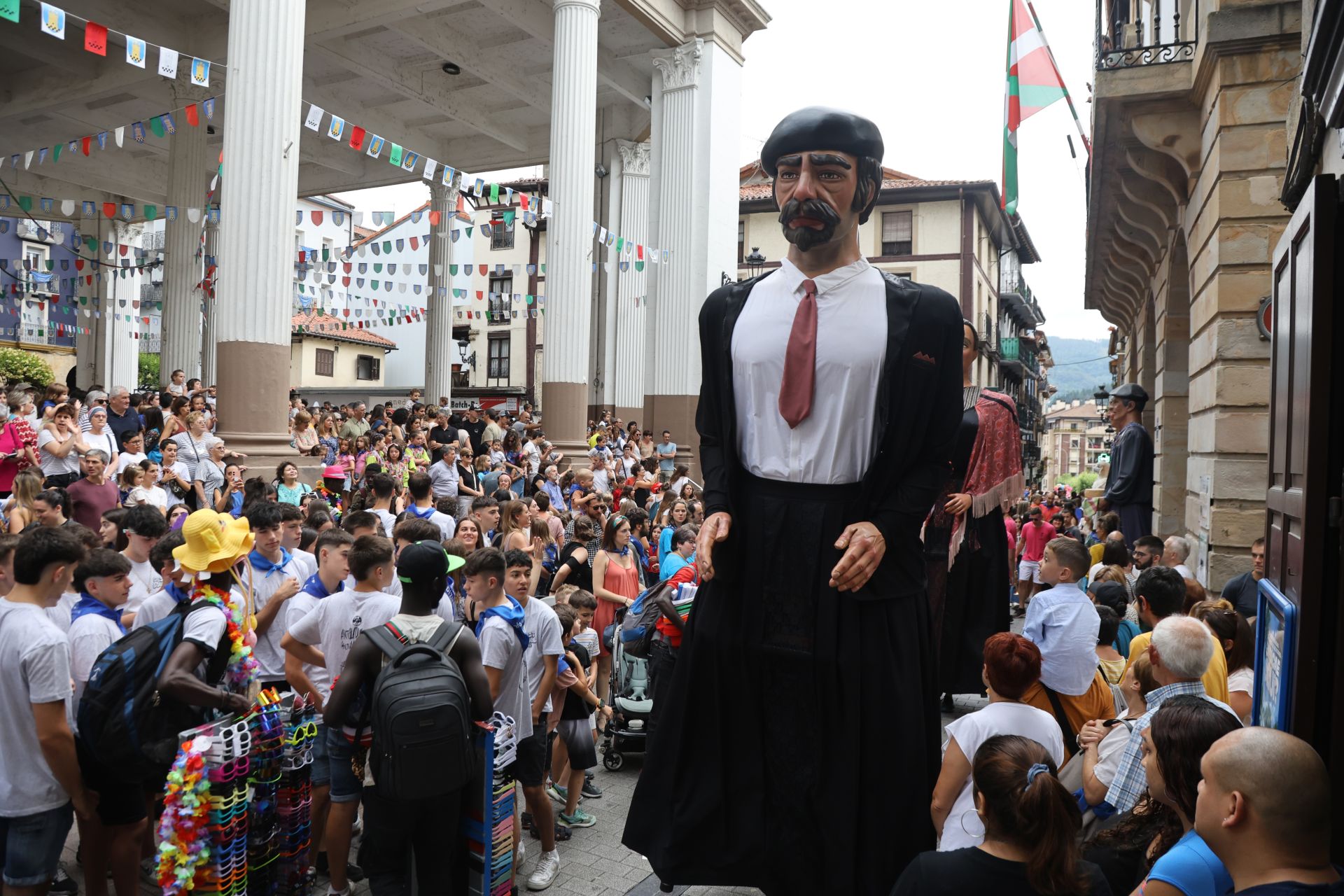 Antzuola celebra el Alarde del Moro