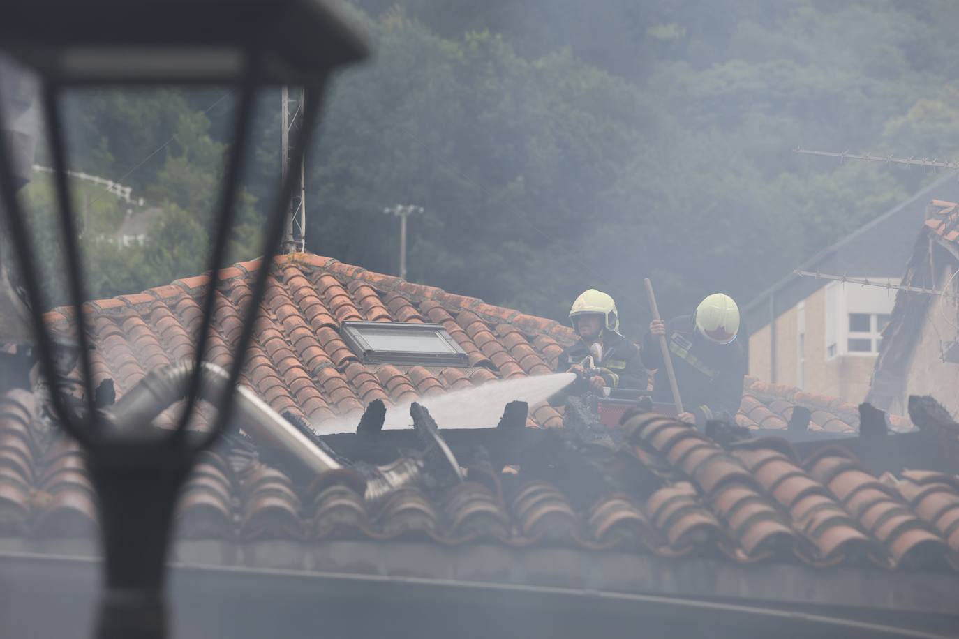 Las imágenes del incendio en Mutriku