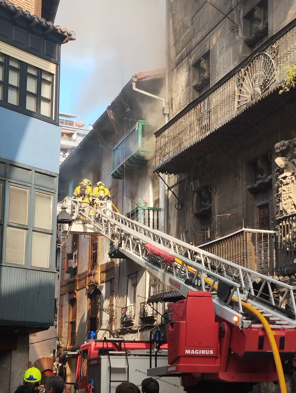 Las imágenes del incendio en Mutriku