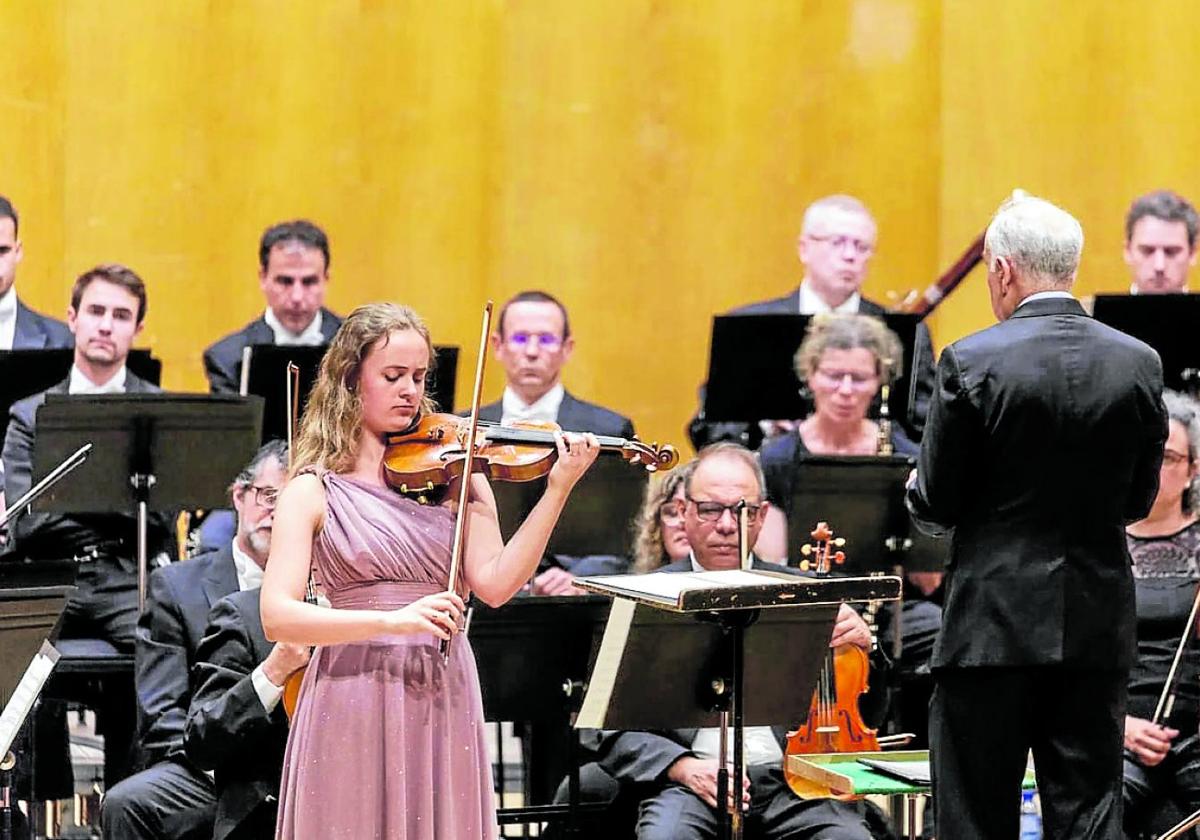 La violinista Nerea Arriola se formó en Musikene y Suiza.