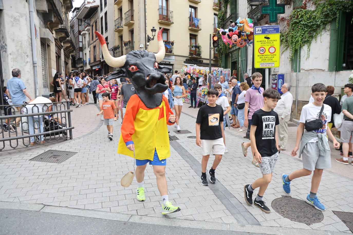 El txupinazo oficial abre las fiestas de Santa Ana en Ordizia