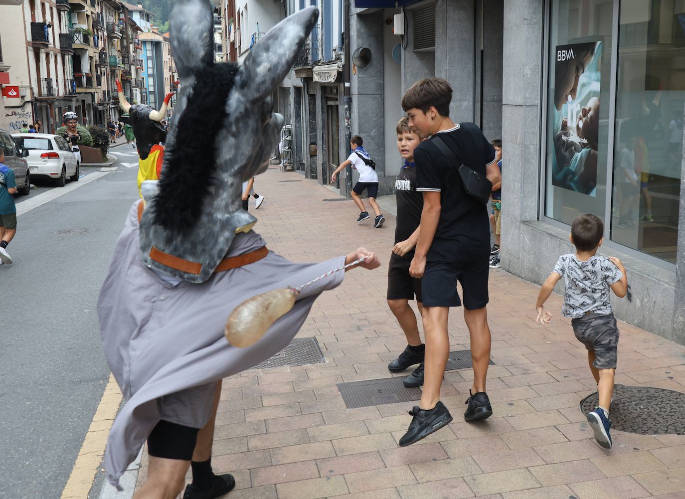 El txupinazo oficial abre las fiestas de Santa Ana en Ordizia