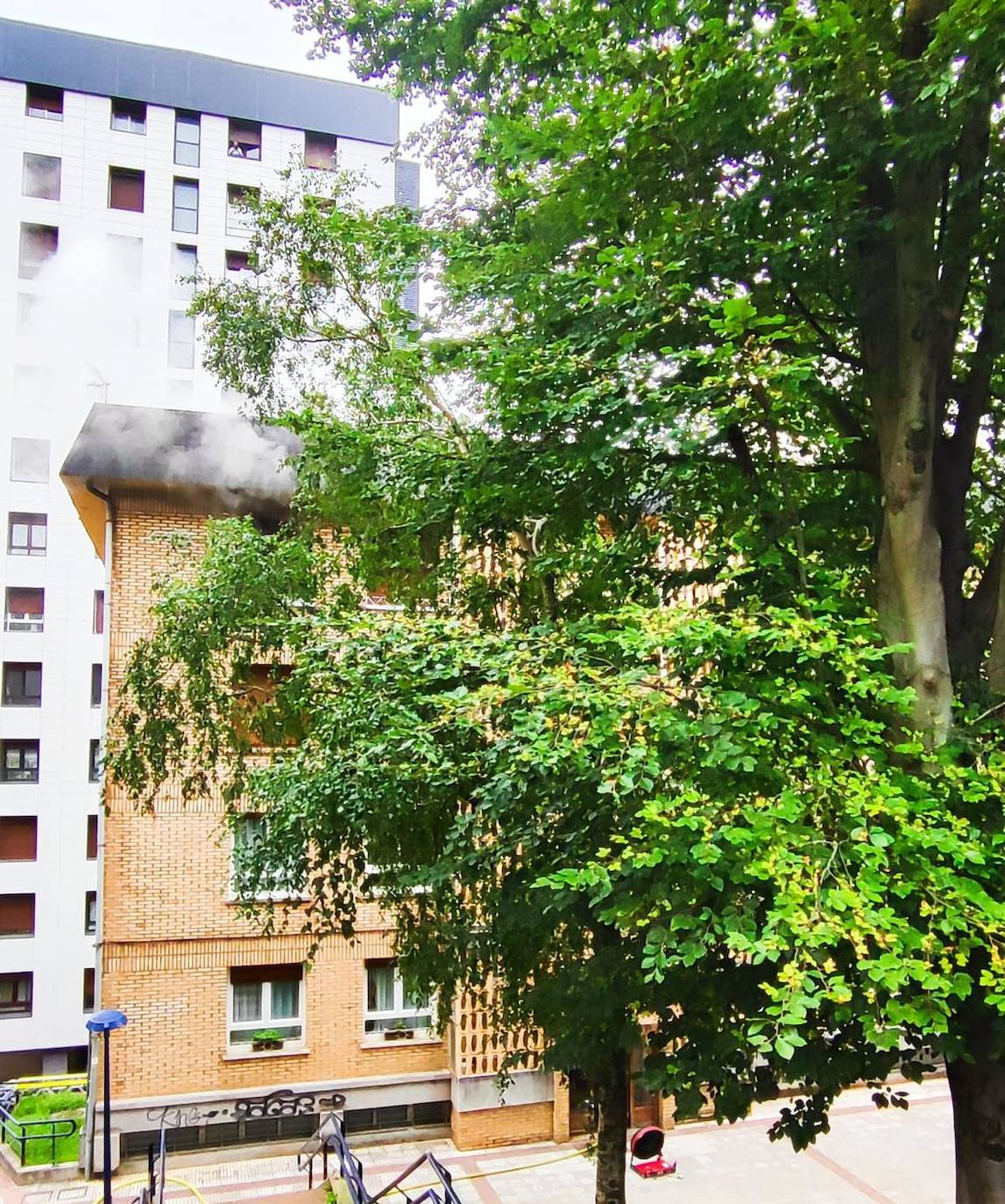 Las imágenes del incendio en una vivienda de Errenteria