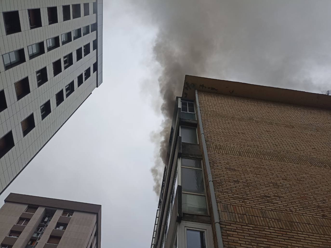 Las imágenes del incendio en una vivienda de Errenteria