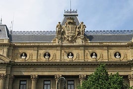 Euskaltzaindiari zuzendutako bi dirulaguntza onartu ditu Aldundiak