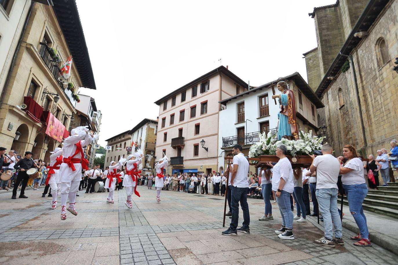 Errenteria despide por todo lo alto sus Madalenas