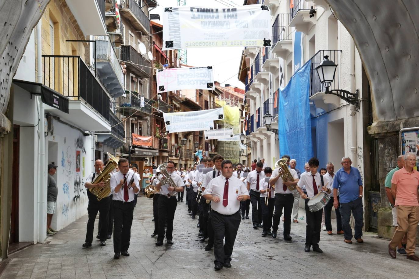 Errenteria despide por todo lo alto sus Madalenas