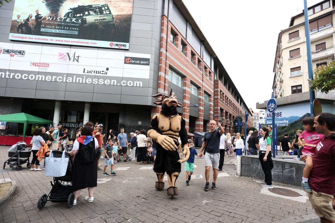 Errenteria despide por todo lo alto sus Madalenas