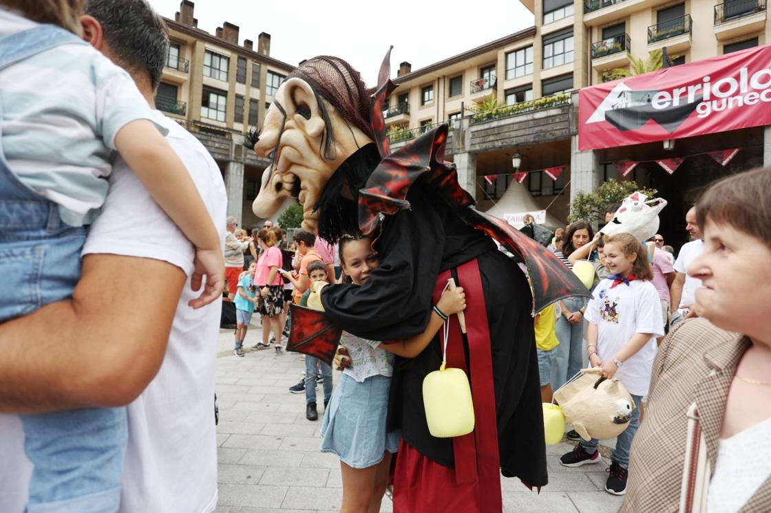 Errenteria despide por todo lo alto sus Madalenas