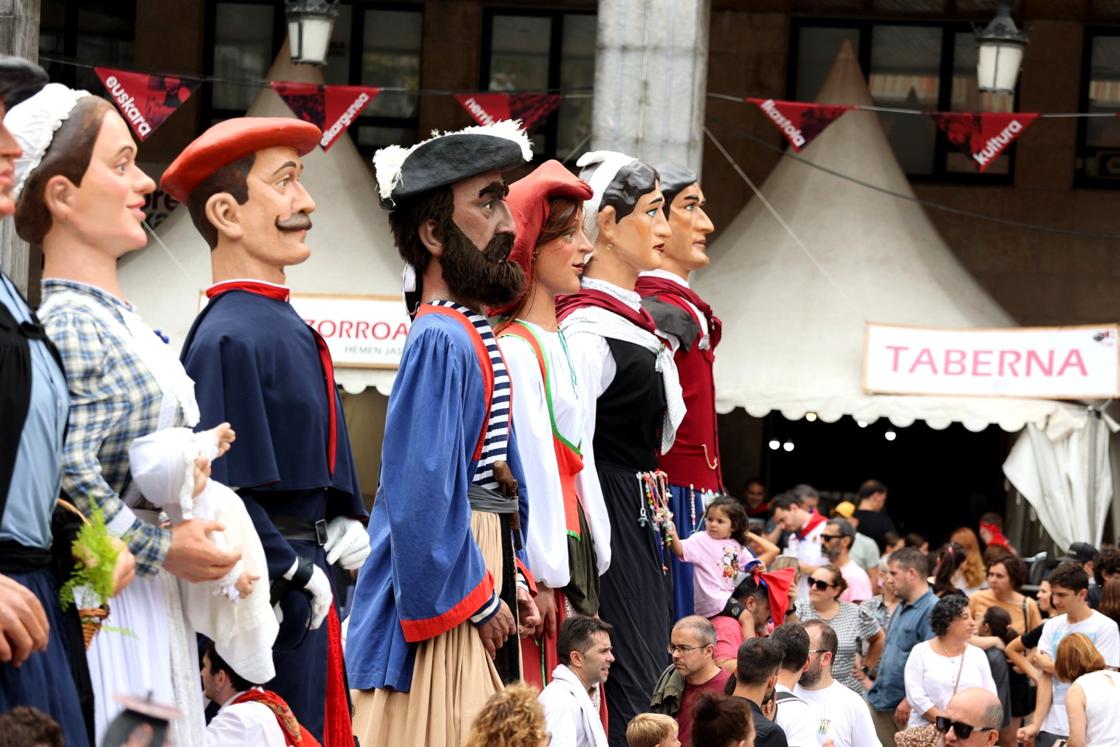 Errenteria despide por todo lo alto sus Madalenas