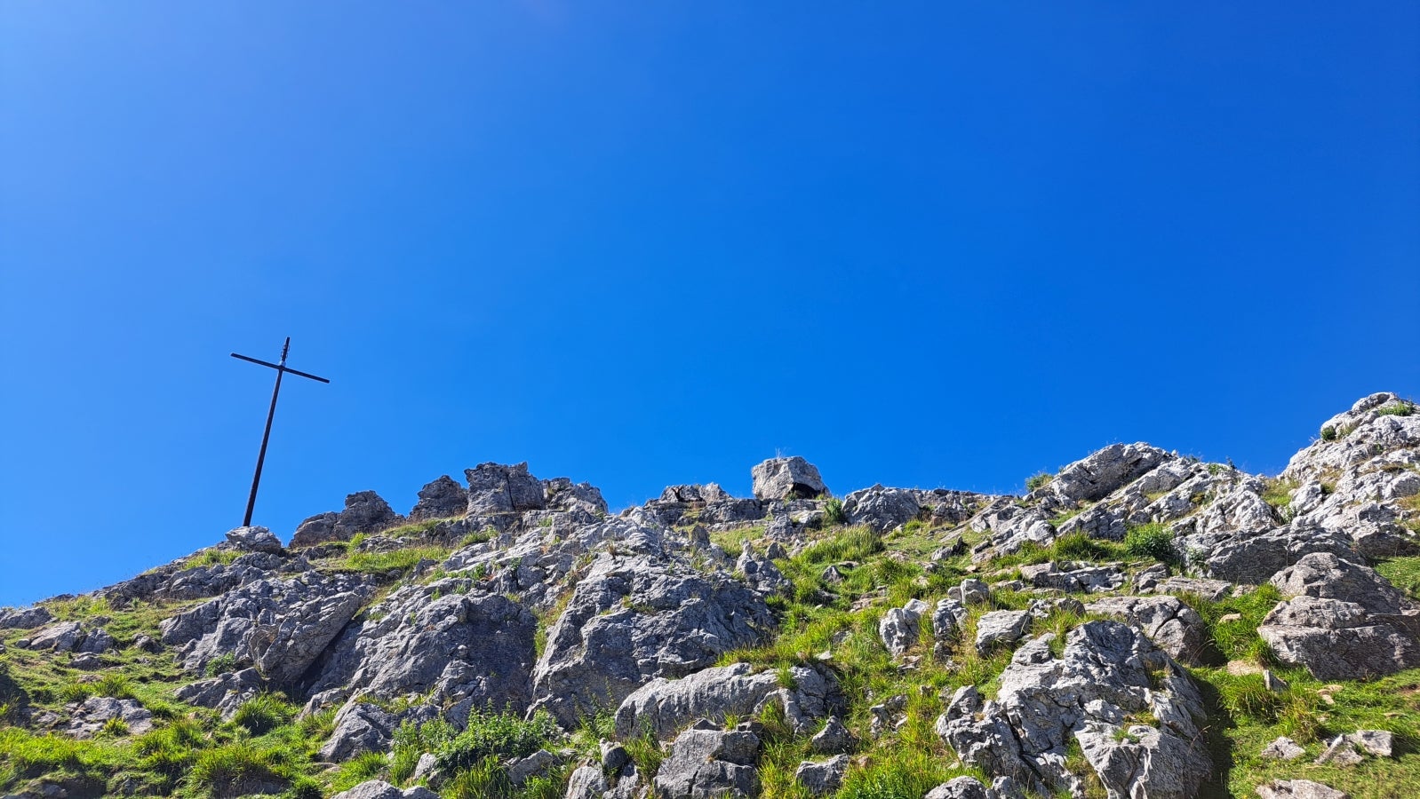 Udalatx, el gran escaparate de la muga