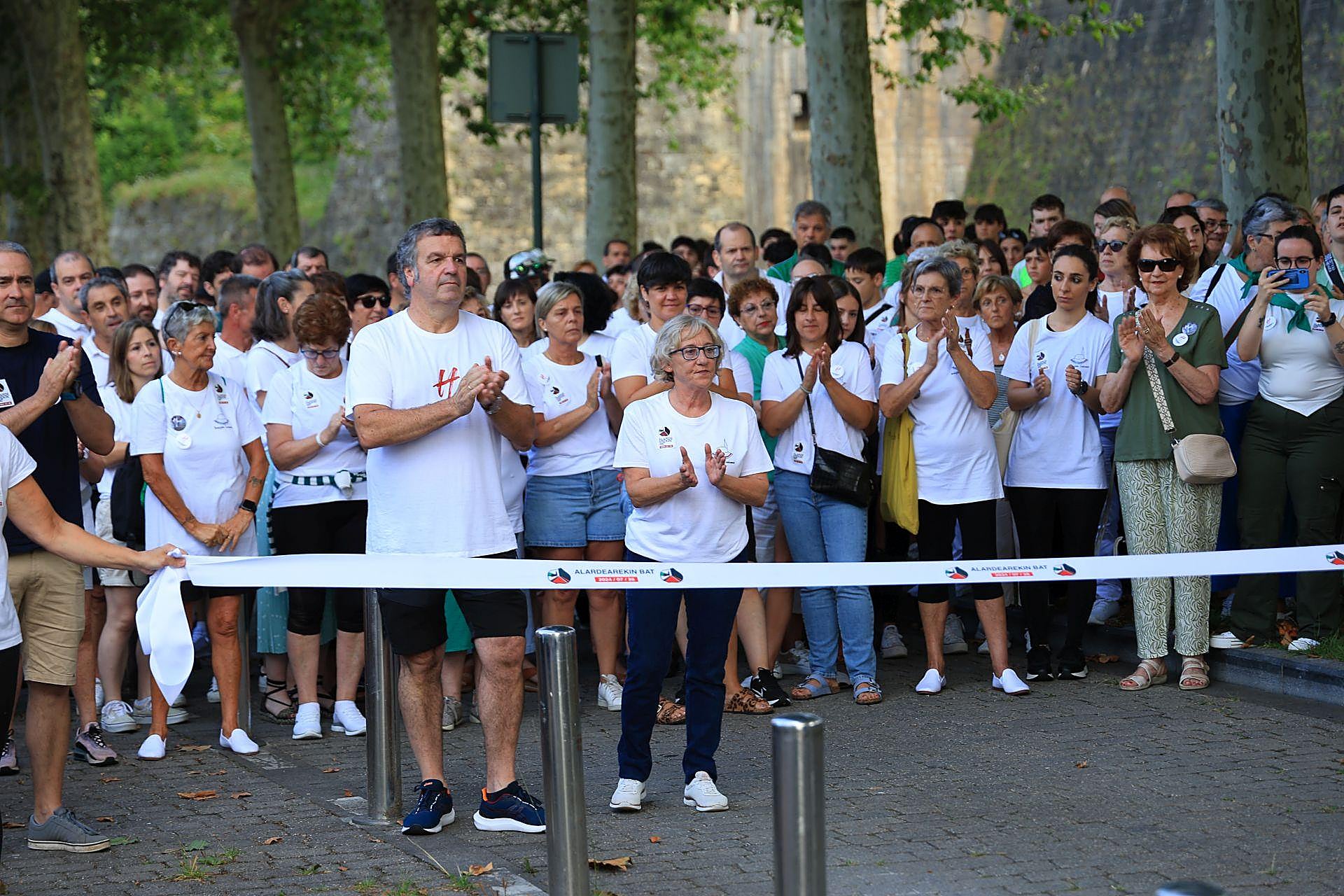 Cultural, familiar y de unión, así ha sido el &#039;Alardearekin Bat&#039; de Hondarribia