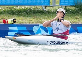Maialen Chourraut se cuela a sus 41 años por cuarta vez consecutiva en la final olímpica del K1 eslalon aunque un error al saltarse un obstáculo le aleja de la lucha por las medallas.