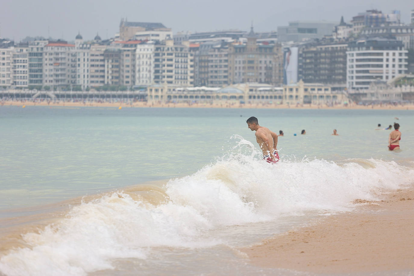 La lluvia da una tregua a la ola de calor