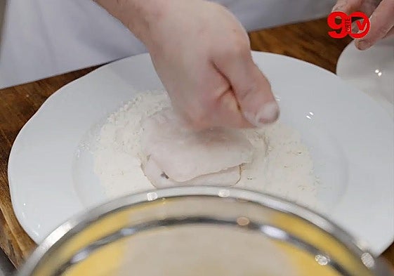Receta de merluza frita de Jon Goikoetxea