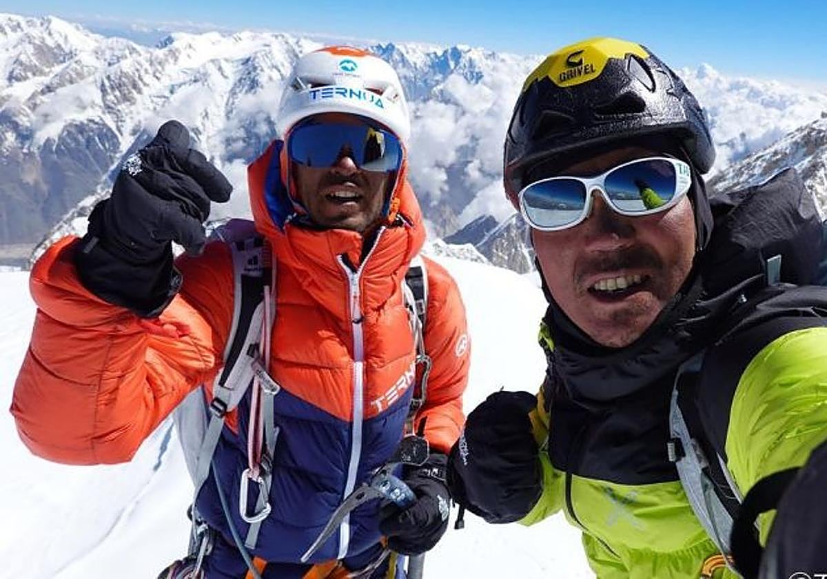 Hiraide y Nakajima en el Tirich Mir.