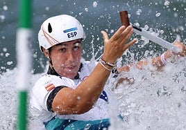 Lazkano durante su descenso en slalom en el estadio náutico de Vaires-sur-Marne.