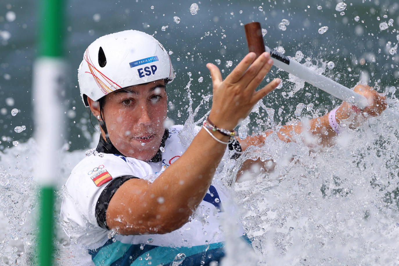 Lazkano durante su descenso en slalom en el estadio náutico de Vaires-sur-Marne.
