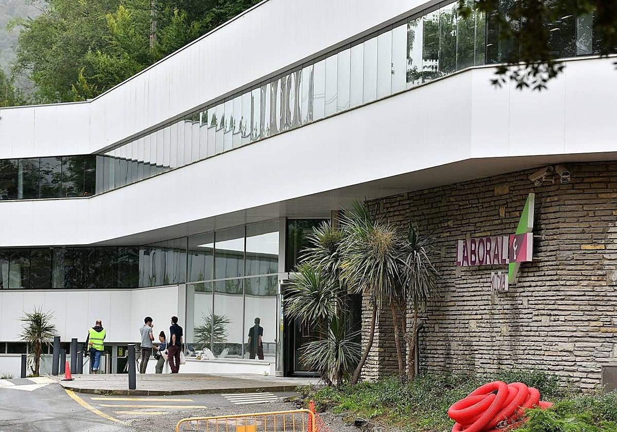 Sede de Laboral Kutxa en Arrasate