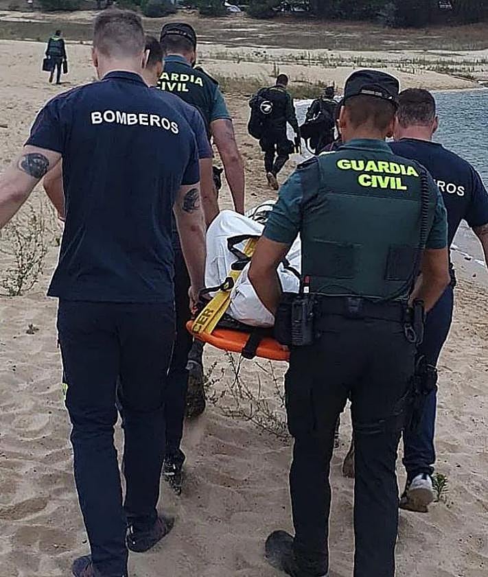 Imagen secundaria 2 - Imágenes del operativo de búsqueda. 