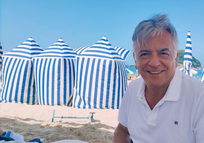 A Javier de Andrés le gusta pasar todos los años unos días en Donostia.