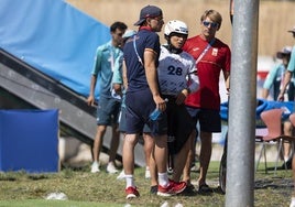 Chourraut, junto a su pareja y entrenador, Xabi Etxaniz, y su hijo Pau.