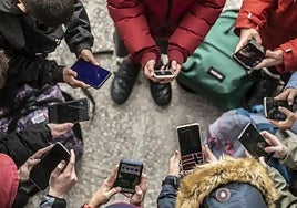 Nueve de cada diez adolescentes están siempre conectados a Internet