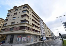 El edificio de San Sebastián adelantado a su tiempo: apartamentos para solteros a pie de playa en 1936