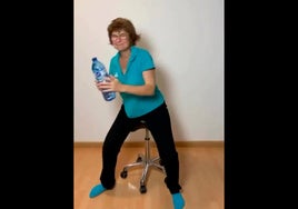 Ejercicio sencillo y casero de tríceps