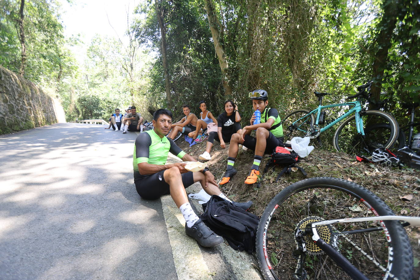 La afición vibra en el muro de Pillotegi
