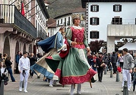 Los gigantes salen hoy en Eizondo por el Beran Eguna.