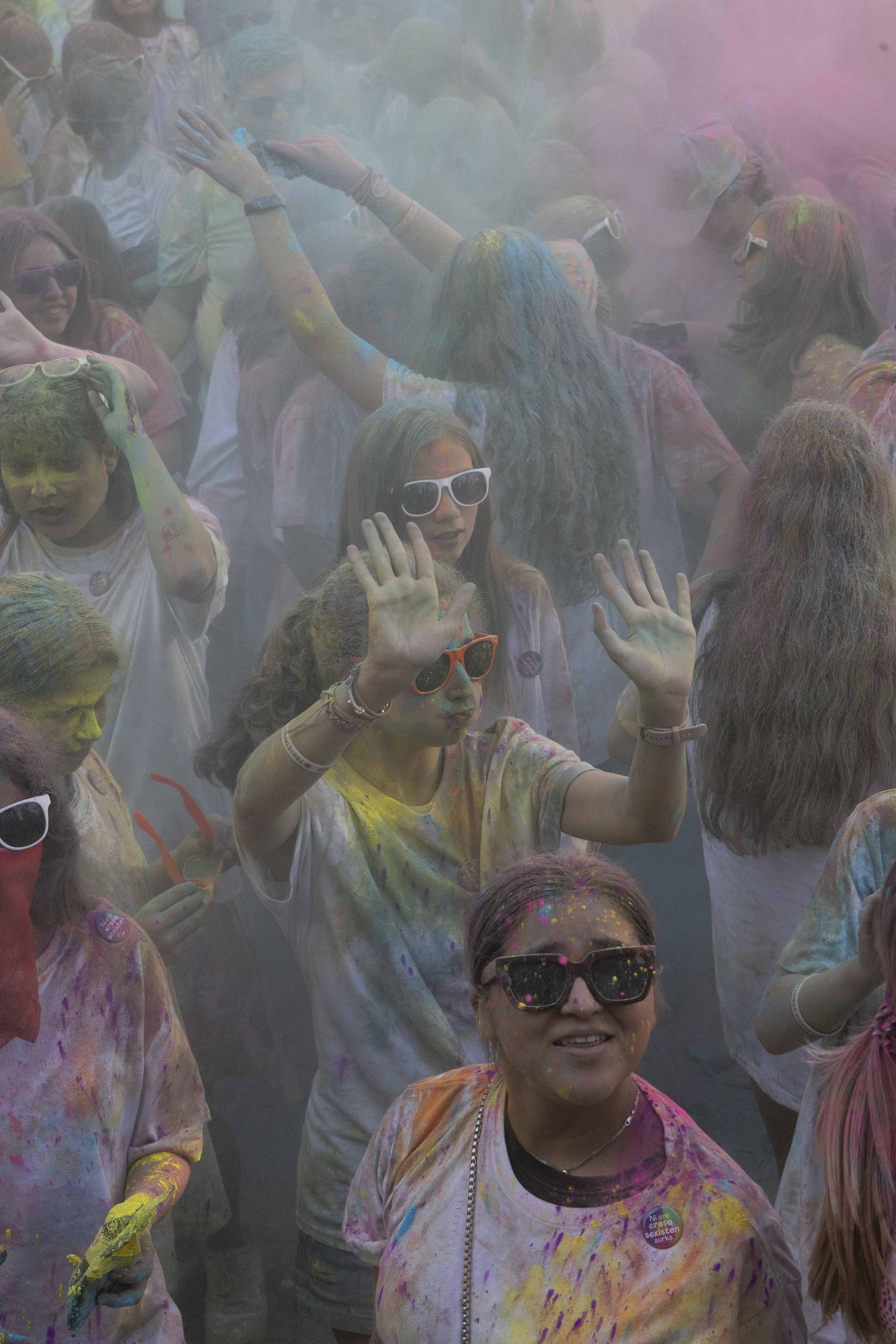 El &#039;Holi fest&#039; del Boulevard, en imágenes