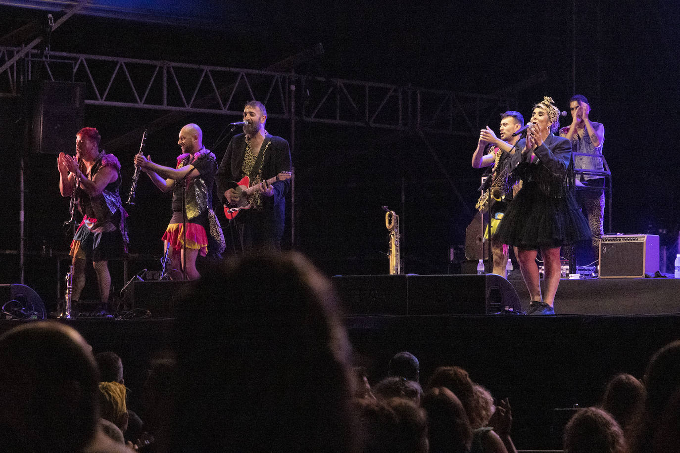 Las mejores imágenes del concierto de Amparanoia en Sagüés