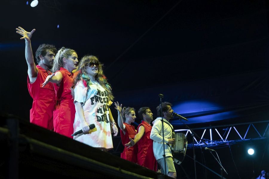 Esne Beltza hace de su despedida una fiesta