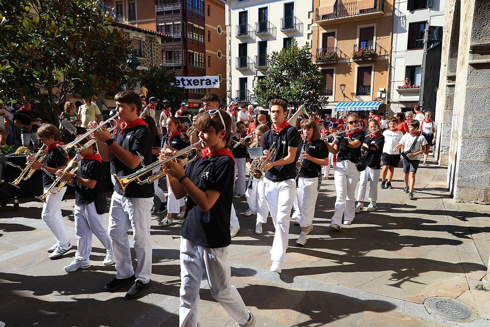 Deba celebra los Sanrokes por todo lo alto