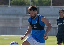 Unai López, durante un entrenamiento con el Rayo Vallecano