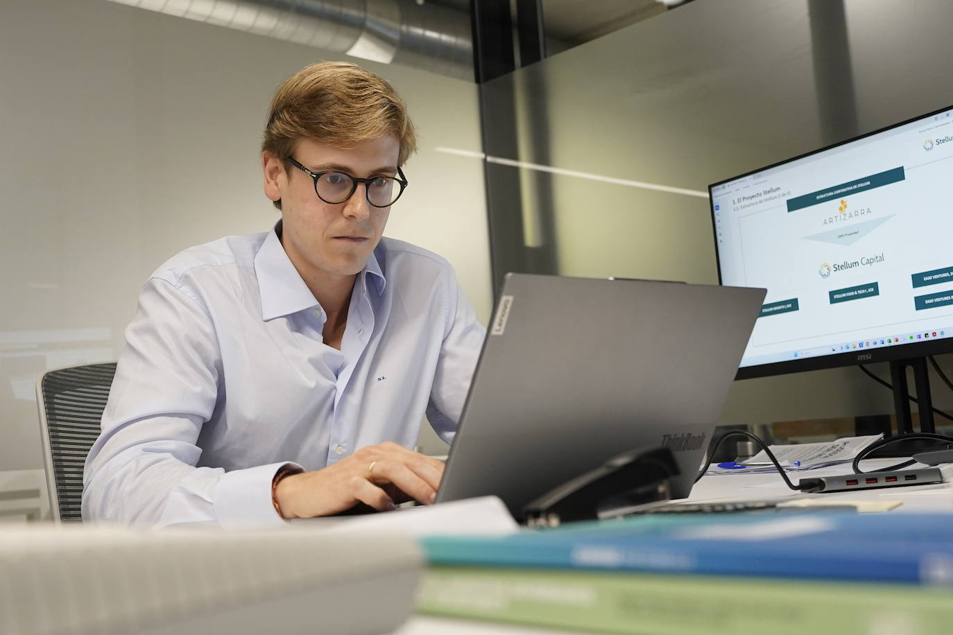 Sergio Lizarraga en las oficinas de Stellum Capital.