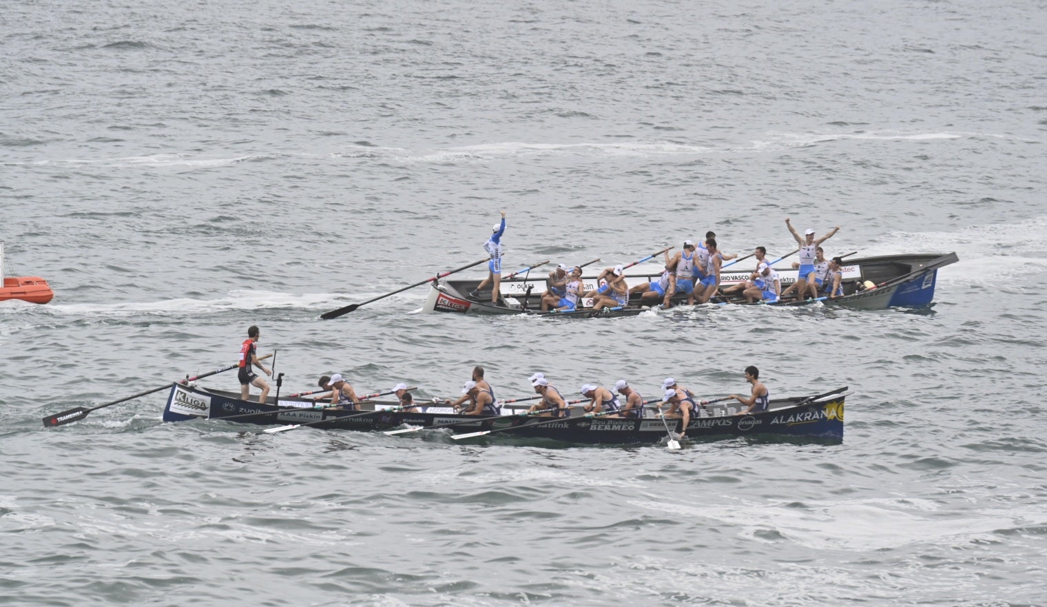 Remontada e ikurriña para Donostiarra en Zarautz