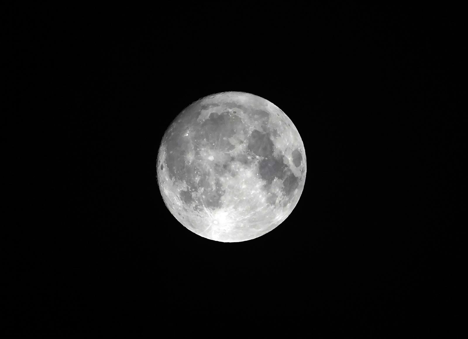 Luna llena desde Caracas, Venezuela