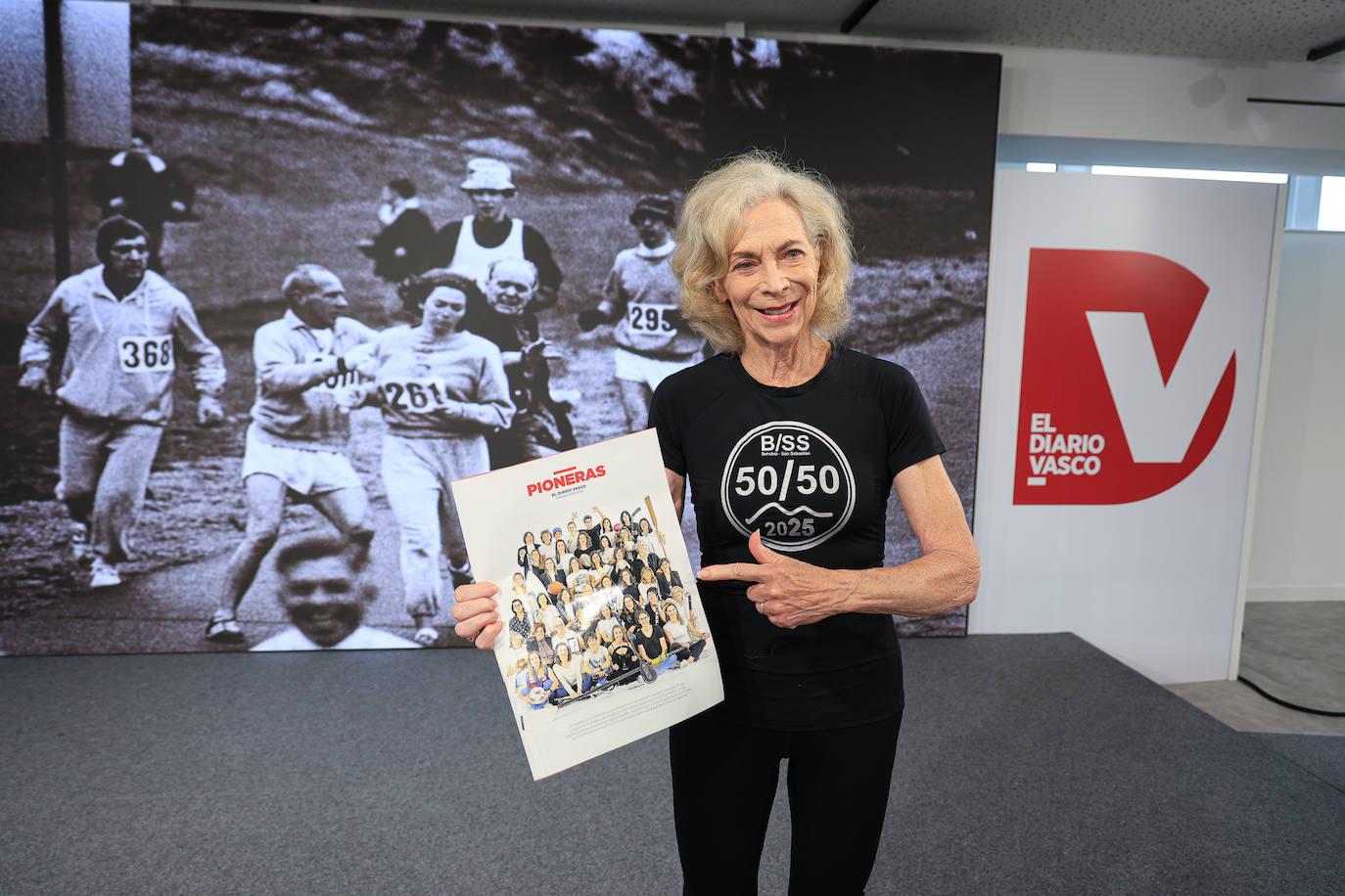 Kathrine Switzer, la primera mujer en correr y finalizar la Maratón de Boston, visita DV
