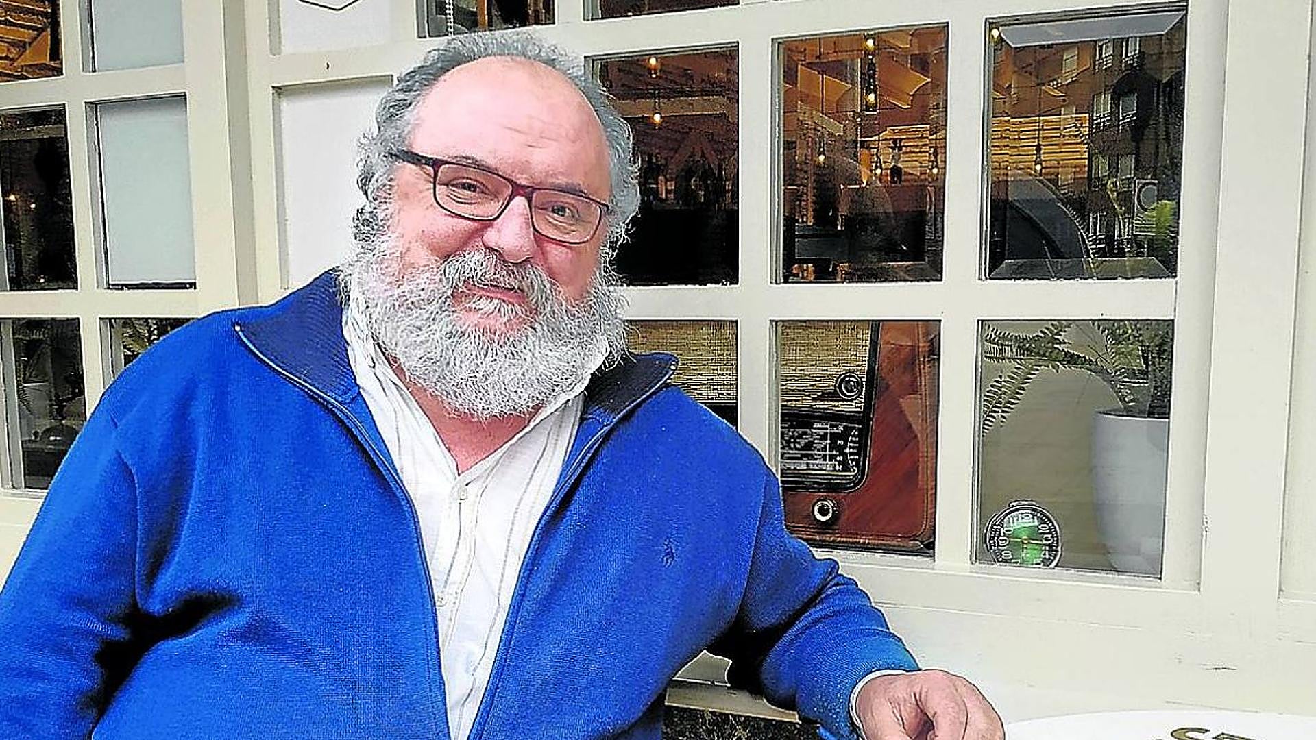 歴史家であり、デュランゴのアゾカ族の元会長であるジョン・イラザバル氏が死去