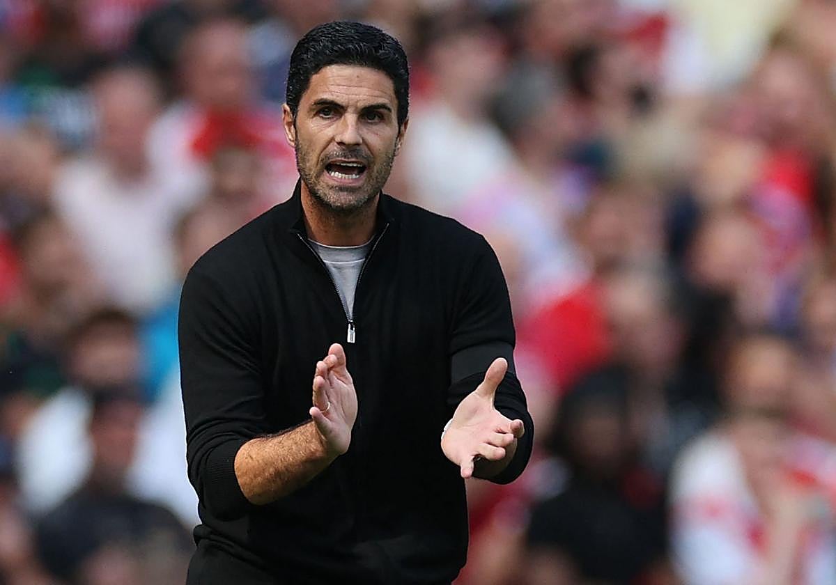 El donostiarra Mikel Arteta durante un encuentro de la Liga Premier.