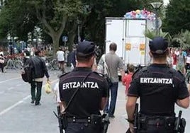 El Ayuntamiento de Donostia y la Diputación foral condenan la agresión sexual a una mujer en la Parte Vieja