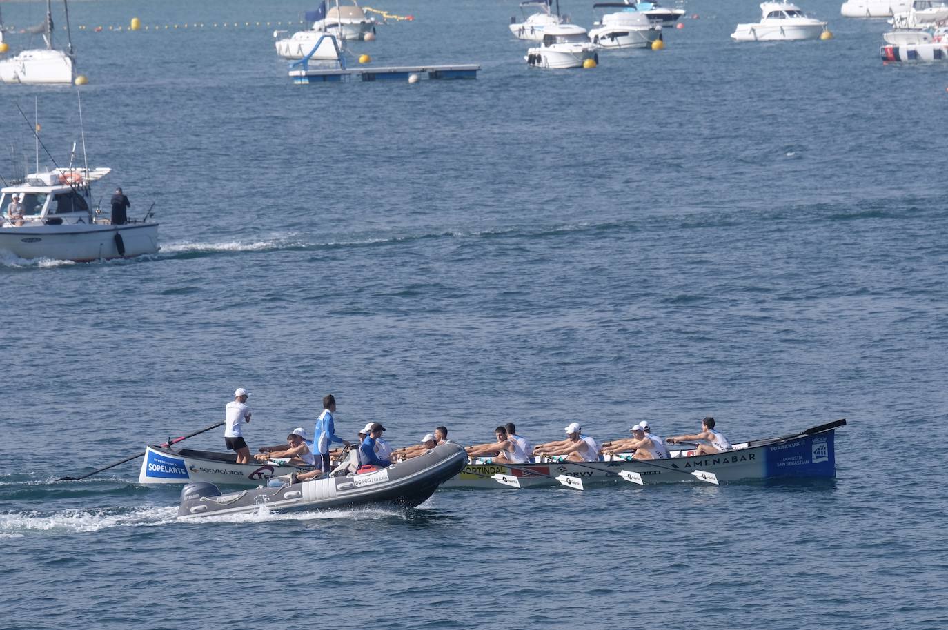 Las mejores fotos del entrenamiento de traineras a la víspera de la Bandera de La Concha