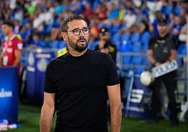 José Bordalás durante el encuentro frente al Rayo Vallecano.