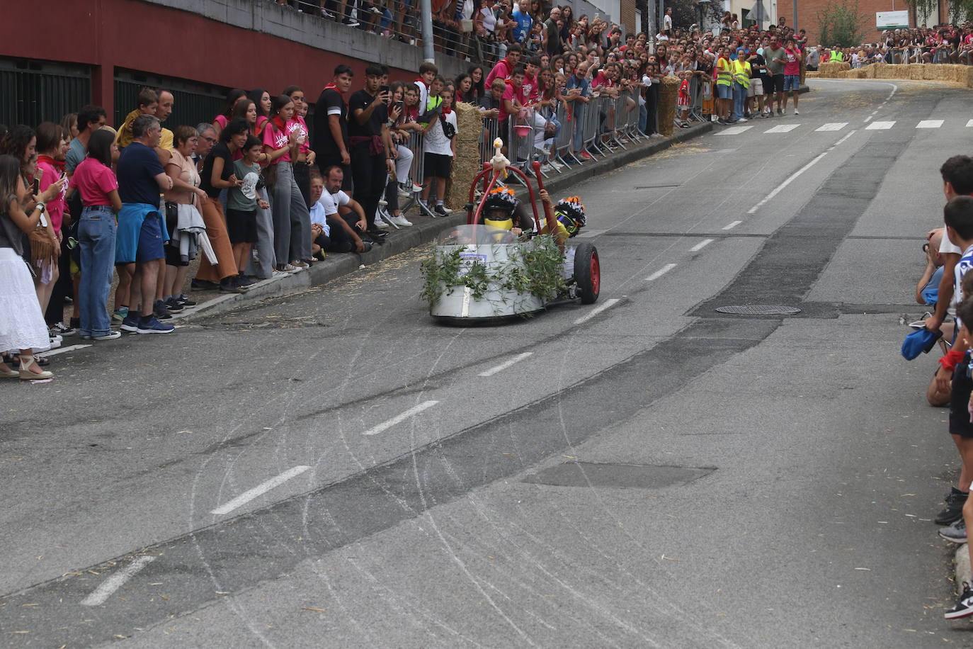 Las mejores imágenes del Día de la Adolescencia y la Juventud de las fiestas de San Bartolomé